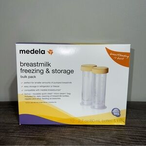 Medela Breast Milk Storage Bottles, 2.7 Ounce, 80 mL, Made Without BPA, 12 Count